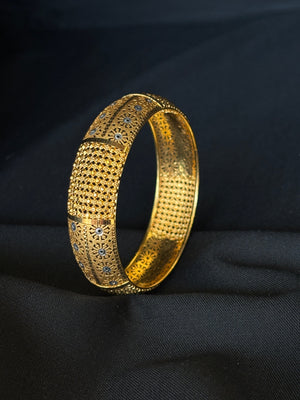 22K Gold Bangle Set with Geometric Accents 22K Gold Bangle Set with Geometric Accents