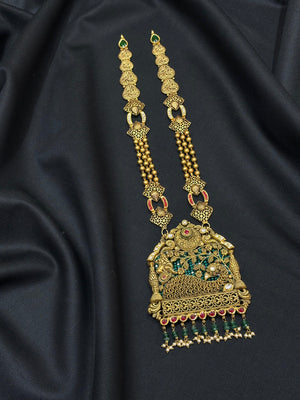 22K Gold Antique Temple Necklace Set with Intricate Detailing 22K Gold Antique Temple Necklace Set with Intricate Detailing