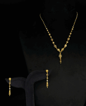 22K Gold Mangalsutra Necklace and Earrings Set 22K Gold Mangalsutra Necklace and Earrings Set