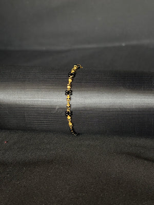 22K Gold and Black Bead Bracelet 22K Gold and Black Bead Bracelet