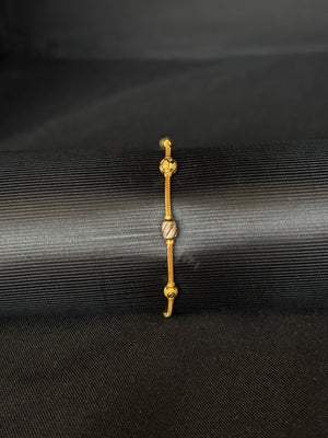 22K Gold Chain Bracelet with Textured Accents 22K Gold Chain Bracelet with Textured Accents