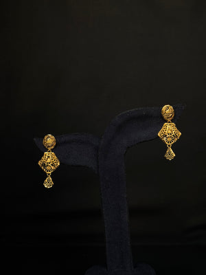 22K Gold Filigree Dangle Earrings - Elegant Traditional Design 22K Gold Filigree Dangle Earrings - Elegant Traditional Design