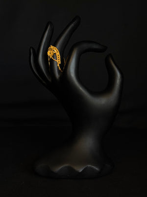22K Gold Openwork Ring with Floral Accents - Delicate & Elegant 22K Gold Openwork Ring with Floral Accents - Delicate & Elegant