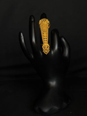 22K Gold Ladies Adjustable Finger Ring with Intricate Filigree Design - Unique & Elegant 22K Gold Ladies Adjustable Finger Ring with Intricate Filigree Design - Unique & Elegant