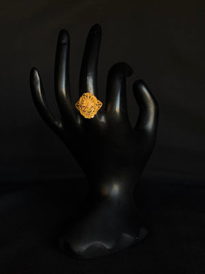 22K Gold Designer Ring with Intricate Filigree Craftsmanship 22K Gold Designer Ring with Intricate Filigree Craftsmanship