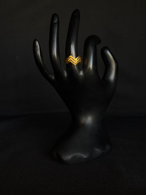 22K Gold Chevron Design Ring - Modern Geometric Elegance 22K Gold Chevron Design Ring - Modern Geometric Elegance
