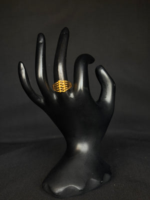 22K Gold Ladies Ring with Clustered Design 22K Gold Ladies Ring with Clustered Design