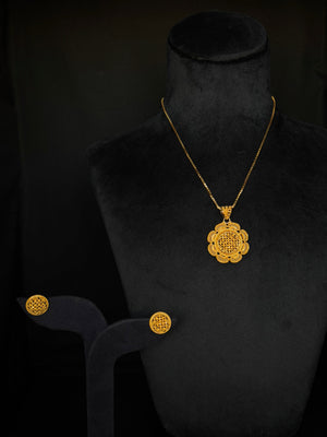 22K Gold Pendant Set with Floral Motif & Textured Pattern. (without chain) 22K Gold Pendant Set with Floral Motif & Textured Pattern. (without chain)