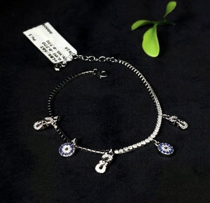 Elegant Quatrefoil Pavé Sterling Silver Ladies Bracelet Elegant Quatrefoil Pavé Sterling Silver Ladies Bracelet