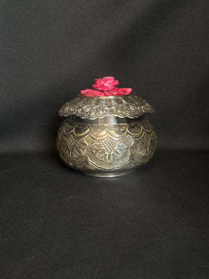 92.5 Sterling Silver Round Trinket Box with Rose Detail - Hand-Engraved 92.5 Sterling Silver Round Trinket Box with Rose Detail - Hand-Engraved
