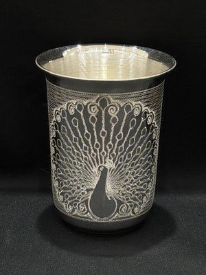925 sterling silver glass featuring a beautifully engraved peacock design. 925 sterling silver glass featuring a beautifully engraved peacock design.