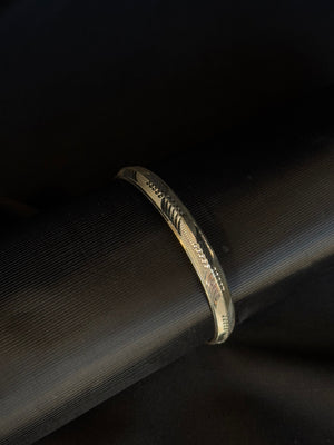 92.5 Sterling Silver Men's Kada - Arrow Engraved Design 92.5 Sterling Silver Men's Kada - Arrow Engraved Design