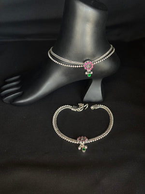 92.5 Sterling Silver Delicate Anklets with Floral Pendant and Stone Accents 92.5 Sterling Silver Delicate Anklets with Floral Pendant and Stone Accents