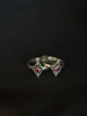 92.5 Sterling Silver Diamond-Shaped Toe Rings with Red Stone Accents - Adjustable Band 92.5 Sterling Silver Diamond-Shaped Toe Rings with Red Stone Accents - Adjustable Band