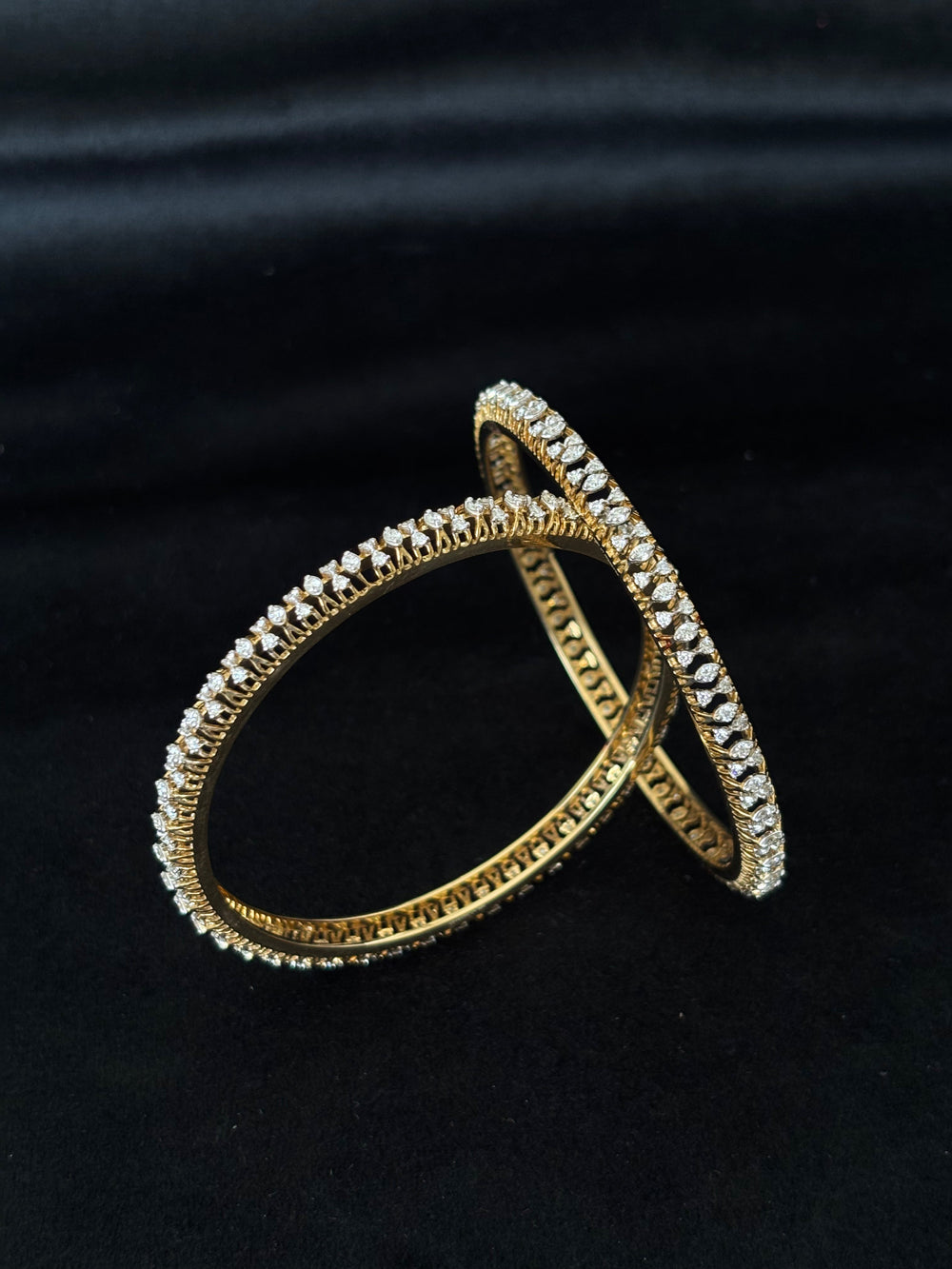 14K Yellow Gold Diamond Bangle Bracelets (Set of 2) , IGI Certified 4.32 ct Diamonds, 28.236g Net Gold