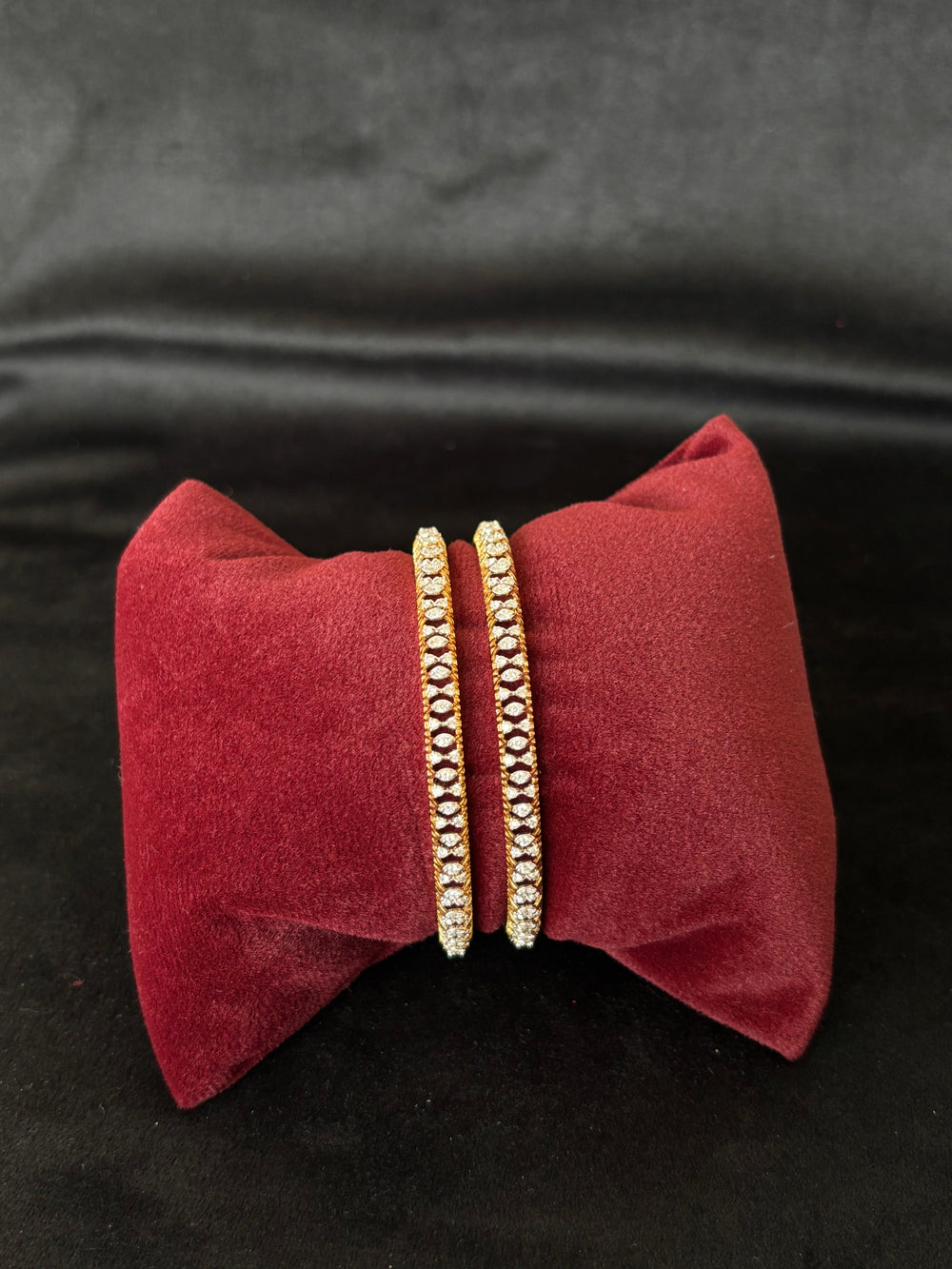 14K Yellow Gold Diamond Bangle Bracelets (Set of 2) , IGI Certified 4.32 ct Diamonds, 28.236g Net Gold