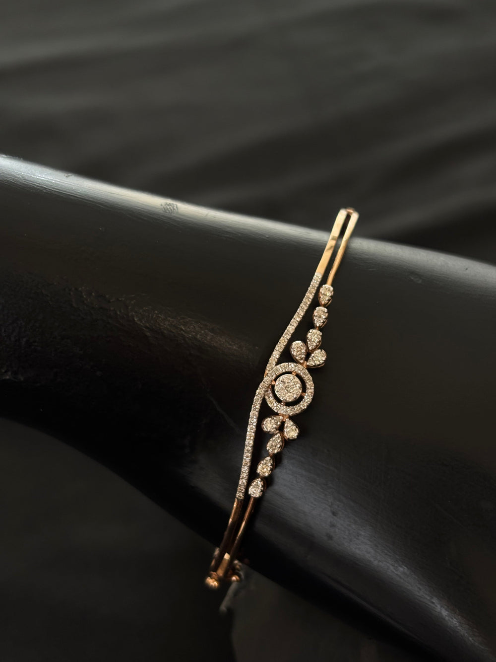 14K Gold Diamond Bangle , IGI Certified 0.41 ct Diamonds, 8.518g Net Gold