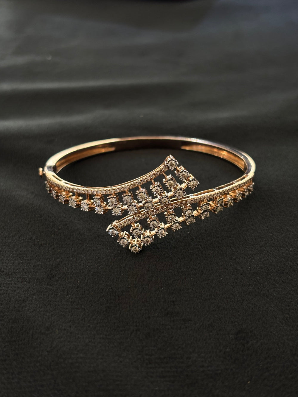 14K Gold Diamond Bangle , IGI Certified 1.27 ct Diamonds, 18.006g Net Gold