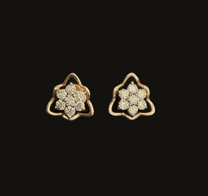 Vintage-Inspired 14K Gold Floral Lace Diamond Earrings | Open-Work Studs, Gross Wt: 2.65, Net Wt: 2.544, Diamond. Wt 0.53