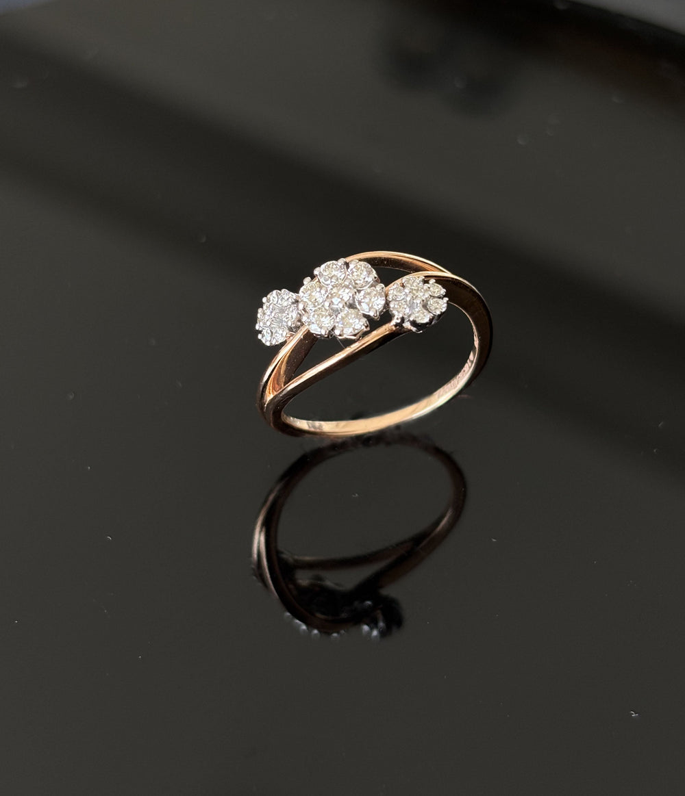 14K Gold Diamond Three-Cluster Ring with IGI Certified 0.39 ct Diamonds, 2.512g Net Gold