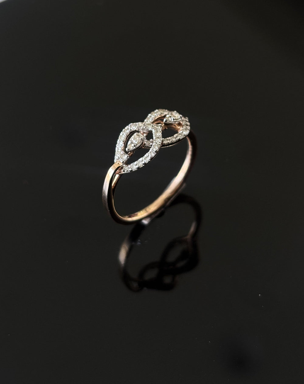 14K Gold Diamond Wave Ring with IGI Certified 0.27 ct Diamonds, 2.166g Net Gold