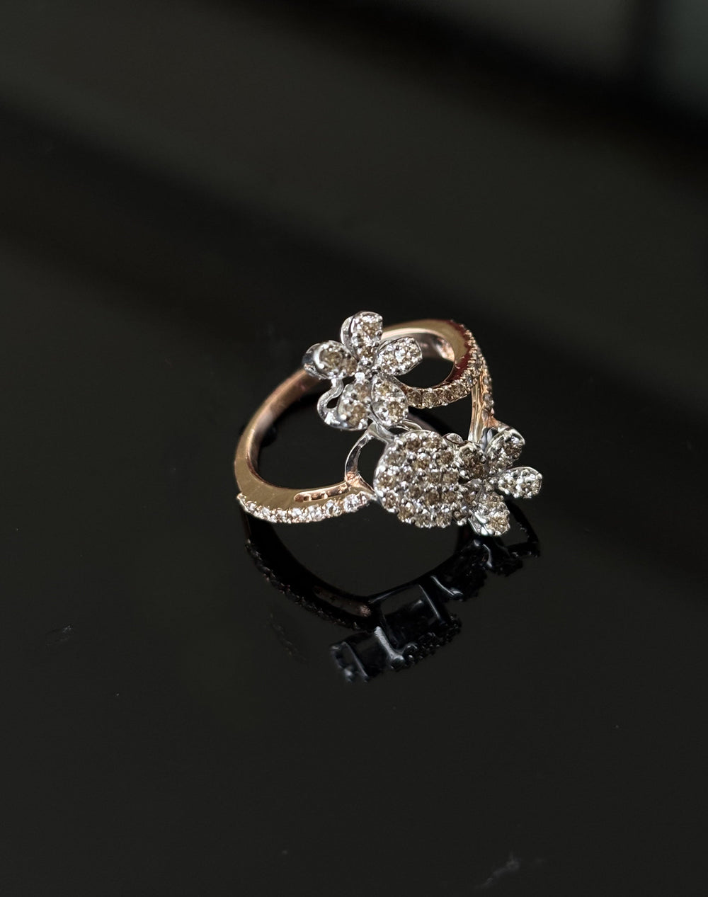 14KT Gold Diamond Cluster & Pave Ring with IGI Certified 0.71 ct Diamonds, 2.698g Net Gold