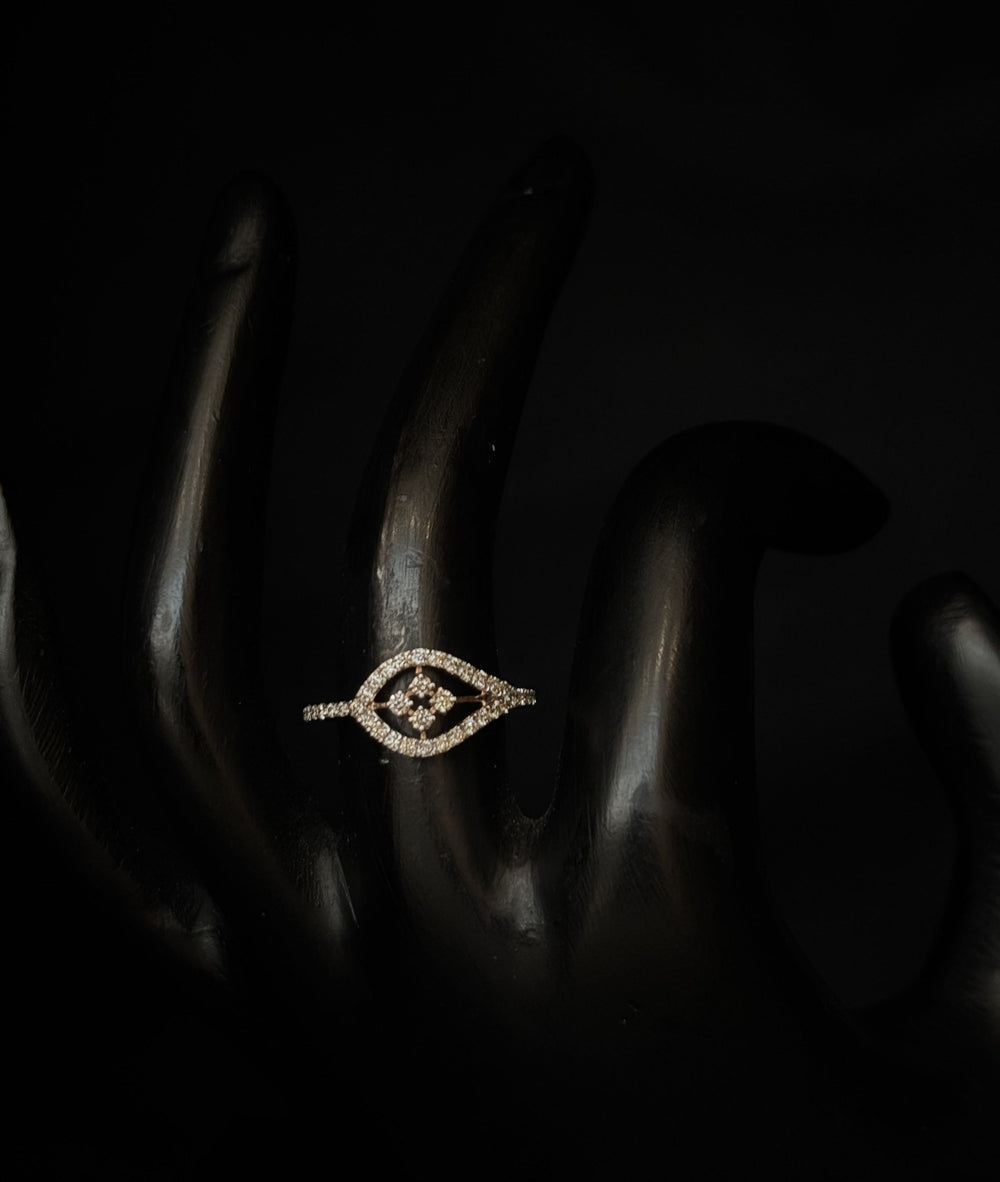 14K Gold Diamond Floral & Heart Ring with IGI Certified 0.34 ct Diamonds, 1.192g Net Gold
