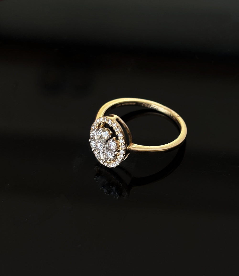 14K Gold Diamond Floral Cluster Ring with IGI Certified 0.49 ct Diamonds, 2.342g Net Gold