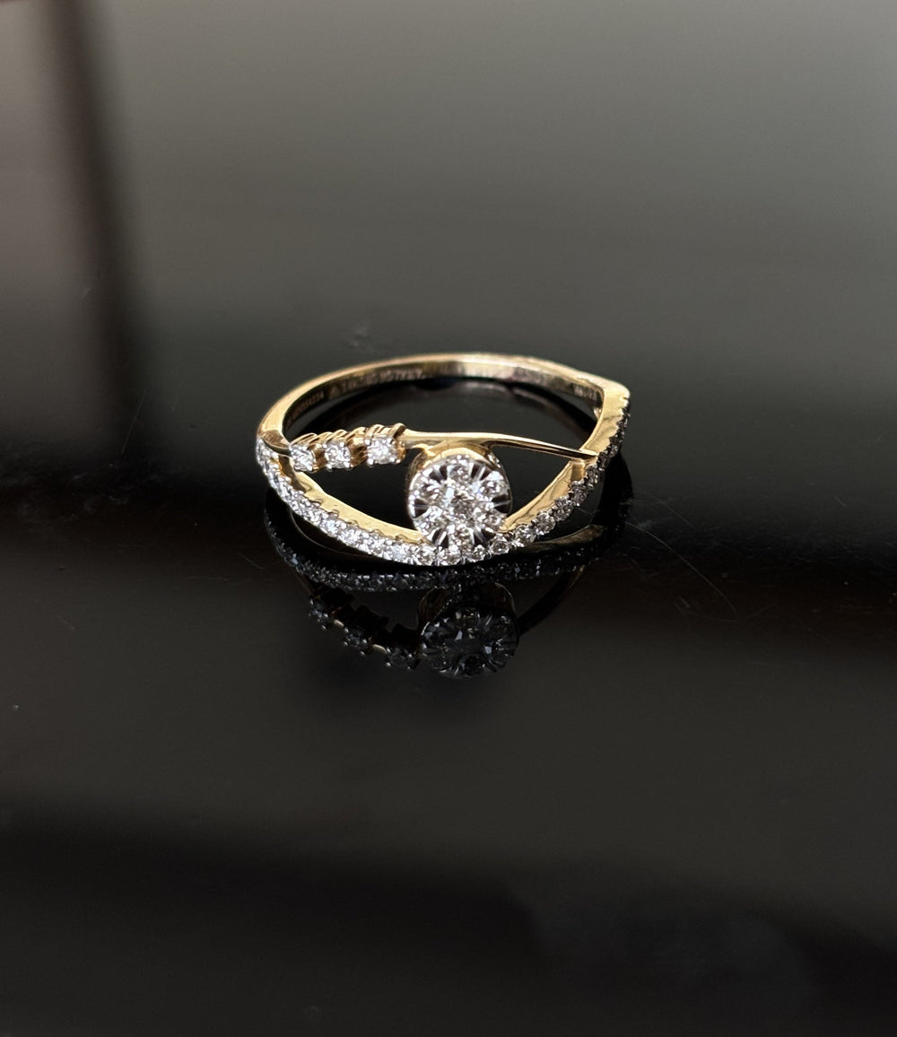 14K Gold Diamond Floral Cluster Ring with IGI Certified 0.36 ct Diamonds, 1.728g Net Gold