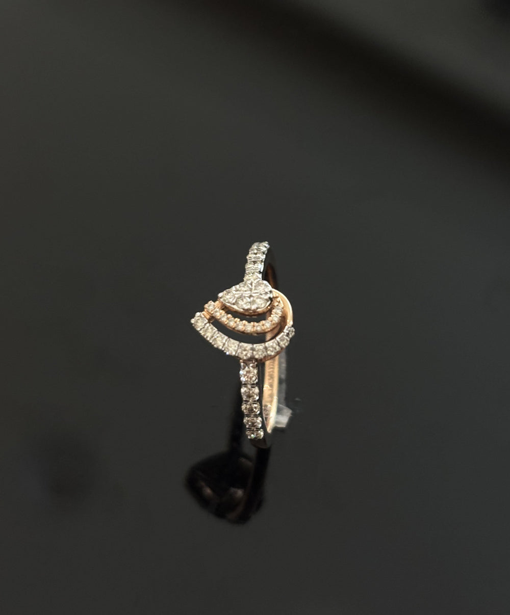 14K gold, Diamond with IGI certification, gold Net weight 2.552, Diamond 0.39ct.