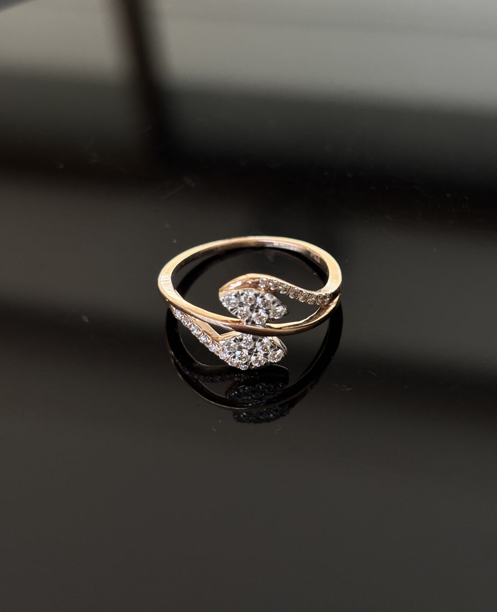 14K Gold Diamond Floral Cluster Ring with IGI Certified 0.32 ct Diamonds, 1.996g Net Gold