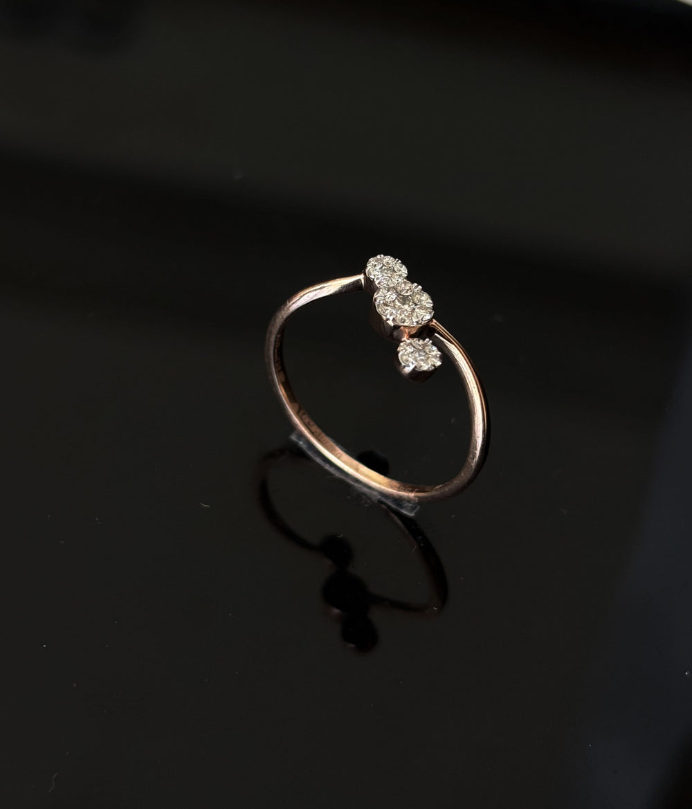 14K Gold Diamond Floral Ring with IGI Certified 0.18 ct Diamonds, 1.174g Net Gold
