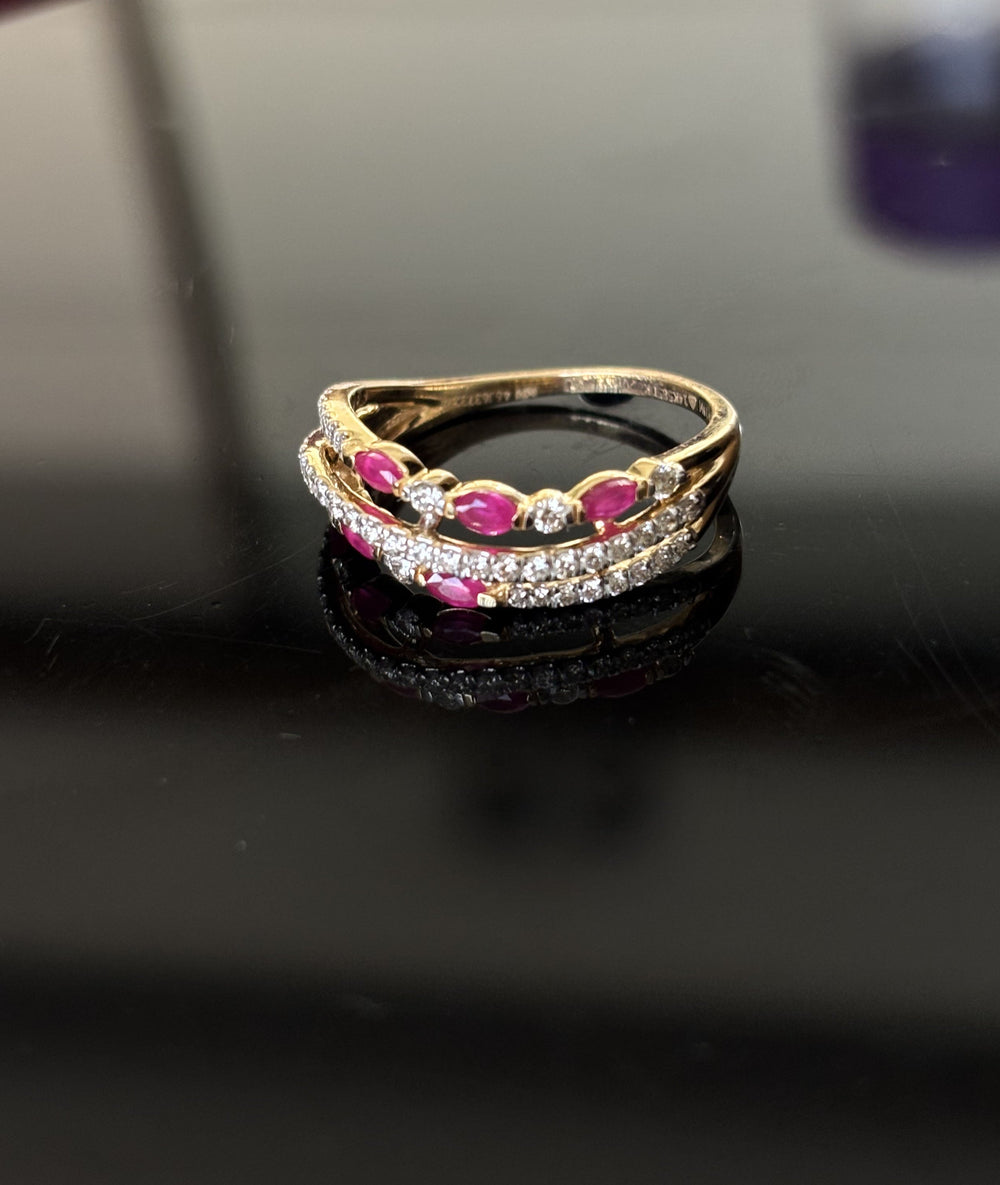 14K Gold Diamond Heart Cluster Multi-Band Ring with IGI Certified 0.36 ct Diamonds, 2.554g Net Gold