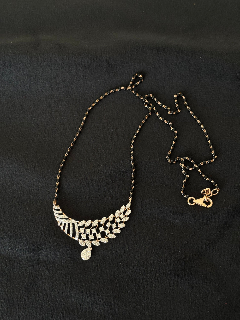 14K Gold Diamond Mangalsutra with Leaf Drop Design , 5.422g Gold , 1.39 Ct IGI Certified Diamonds