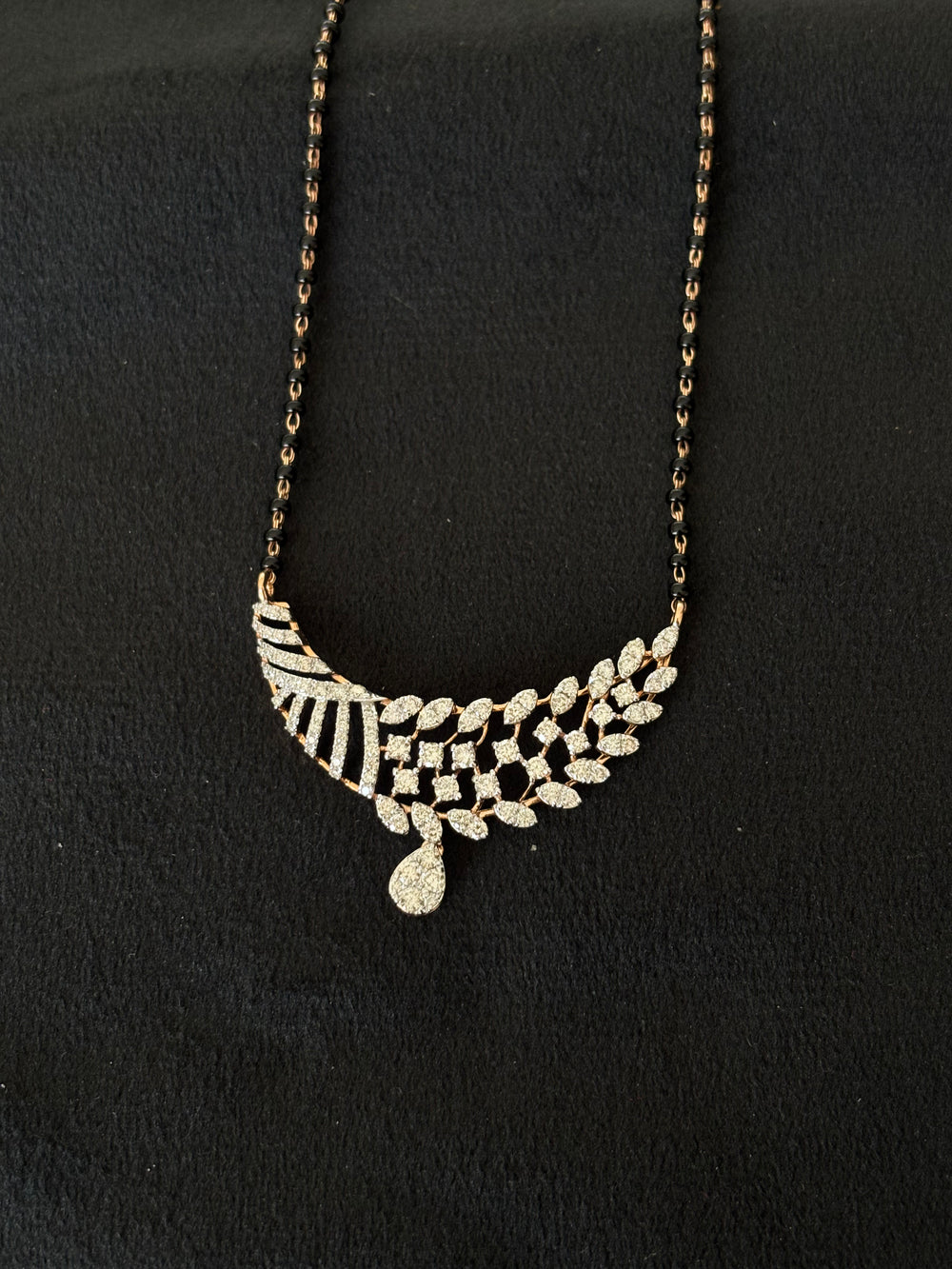 14K Gold Diamond Mangalsutra with Leaf Drop Design , 5.422g Gold , 1.39 Ct IGI Certified Diamonds