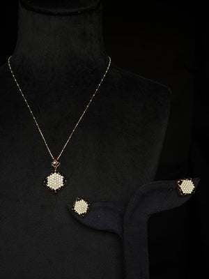 14K Gold Diamond Pendant Set with Hexagonal Design – IGI Certified 2.1 ct Diamonds, 7.34g Net Gold(Without Chain)