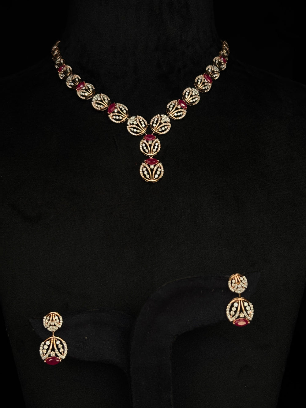 14K Gold Diamond & Ruby Necklace Set – IGI Certified 2.97 ct Diamonds, 21.368g Net Gold
