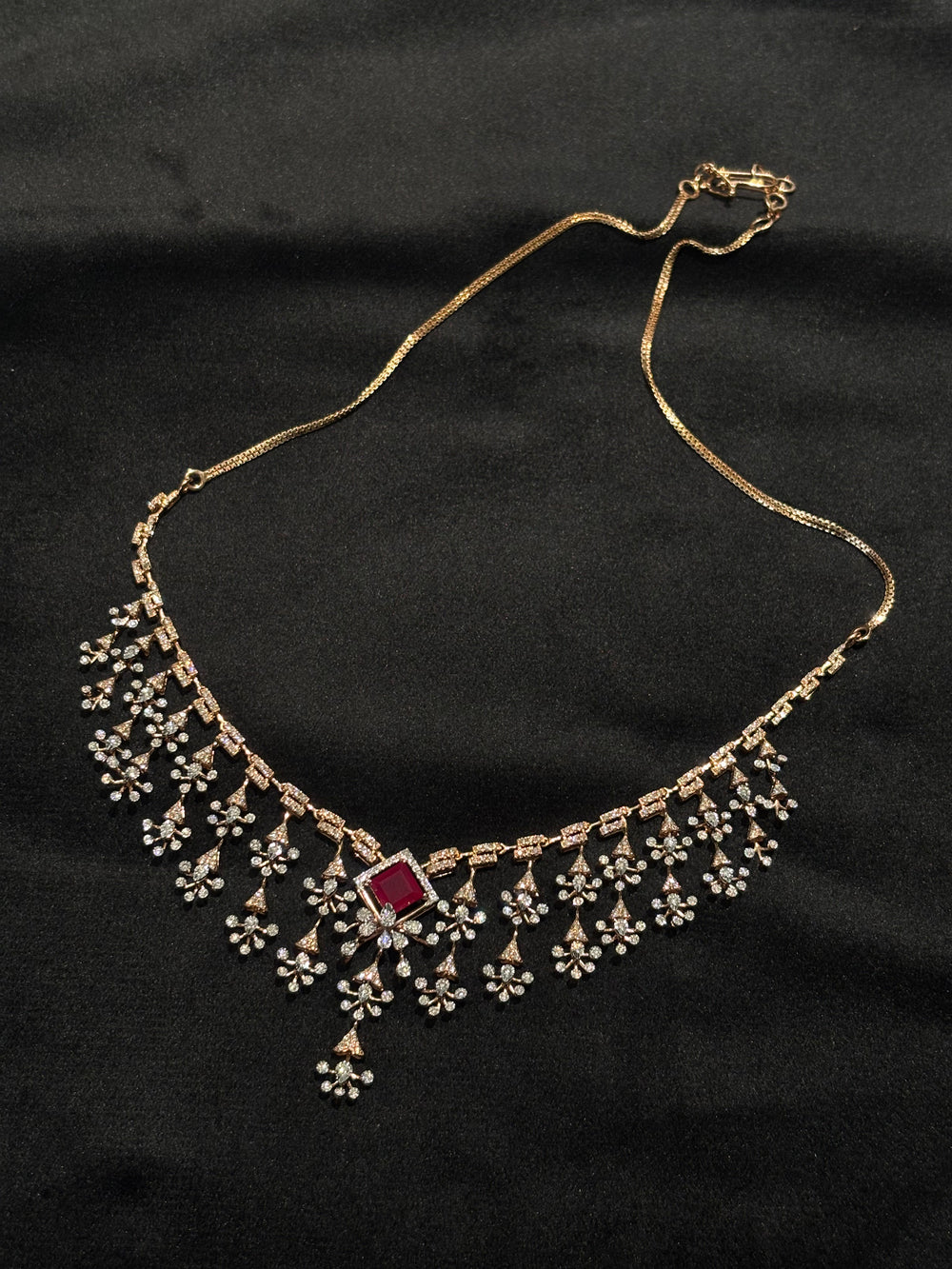 14K Gold Diamond Necklace Set with Intricate Floral Design – IGI Certified 4.28 ct Diamonds, 44.354g Net Gold