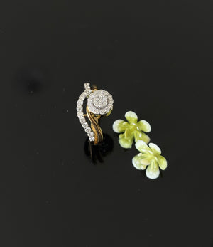 18K Gold Diamond Ring with IGI Certified 0.73 ct Diamonds, 5.27g Net Gold