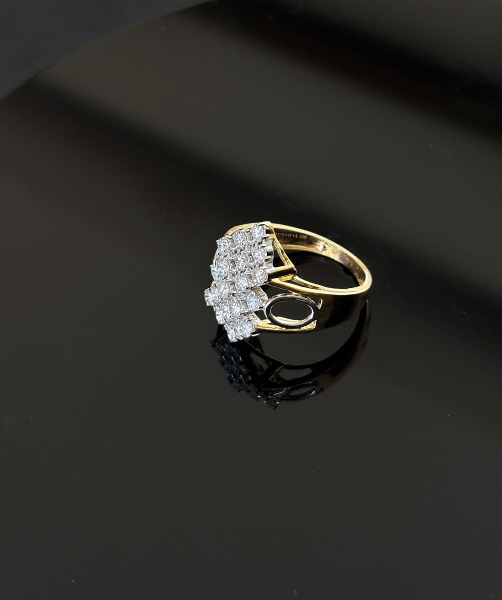 18K Gold Diamond Cluster Ring with IGI Certified 1.09 ct Diamonds, 4.852g Net Gold