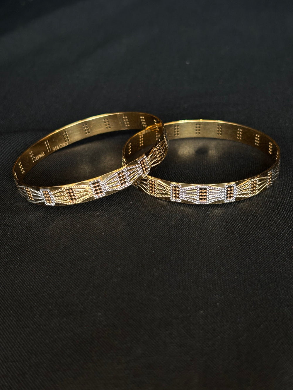 22K Gold Bangle Set with Intricate Detailing