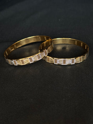 22K Gold Bangle Set with Intricate Detailing