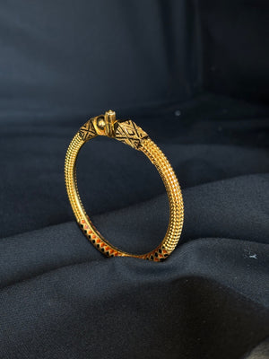 22K सोने के सांप के सिर का चूड़ी सेट