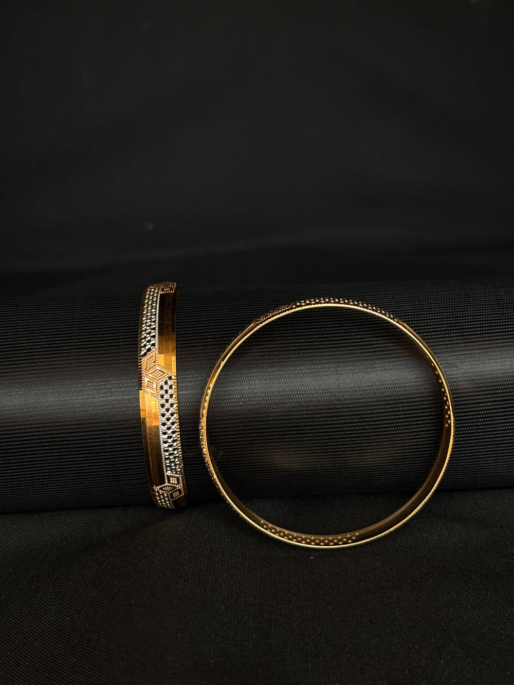 22K Gold Bangle Set with Two-Tone Design