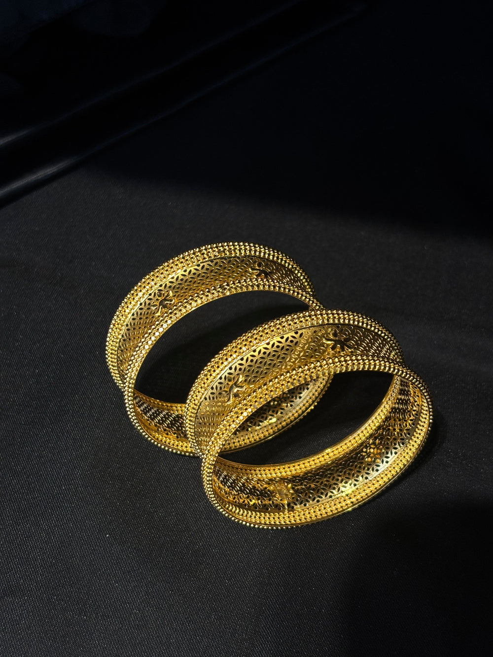 22K Gold Bangles with Intricate Filigree & Dot Detail