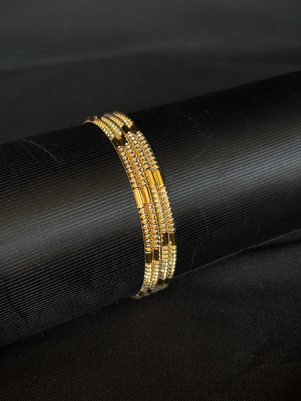 Set of 4 Sleek 22K Gold Bangles with Modern Design