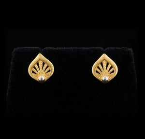 22K Yellow Gold Textured Leaf Stud Earrings | Nature-Inspired Gold Jewelry
