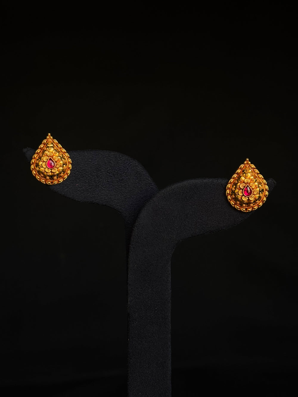 Elegant 22K Gold Teardrop/Paisley Stud Earrings with Gemstone.