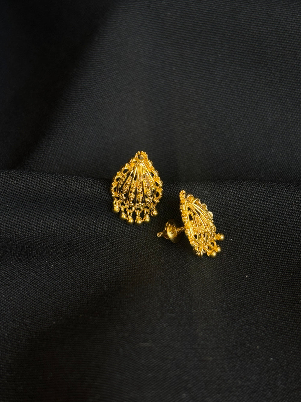 22K Gold Scalloped/Fan Stud Earrings with Dangling Beads