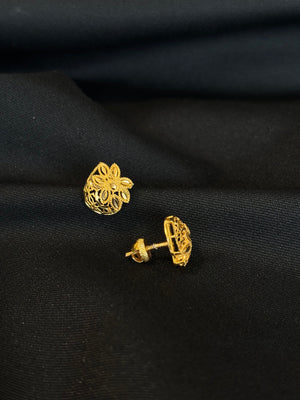 Artisan Filigree: 22K Gold Floral Stud Earrings